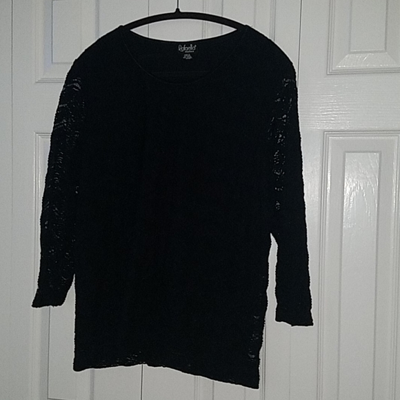 Women's 3/4 Sleeve Black Lace-like Top - Picture 1 of 6